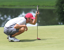 Eyeing the putt